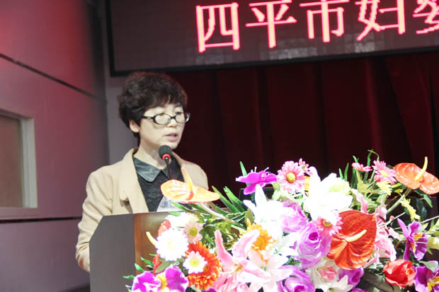 郭淑艳主持.jpg